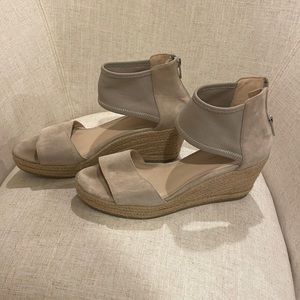 Pelle Moda wedges